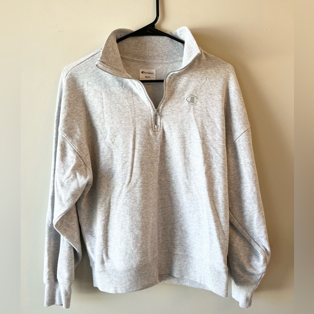 Champion Light Grey Quarter-Zip Sweatshirt - Oversized XS athleisure activewear
